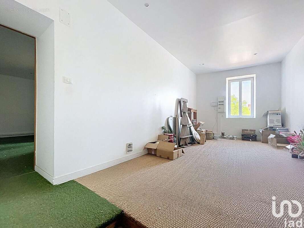 Photo 4 - Commerce à AIGREFEUILLE-D'AUNIS