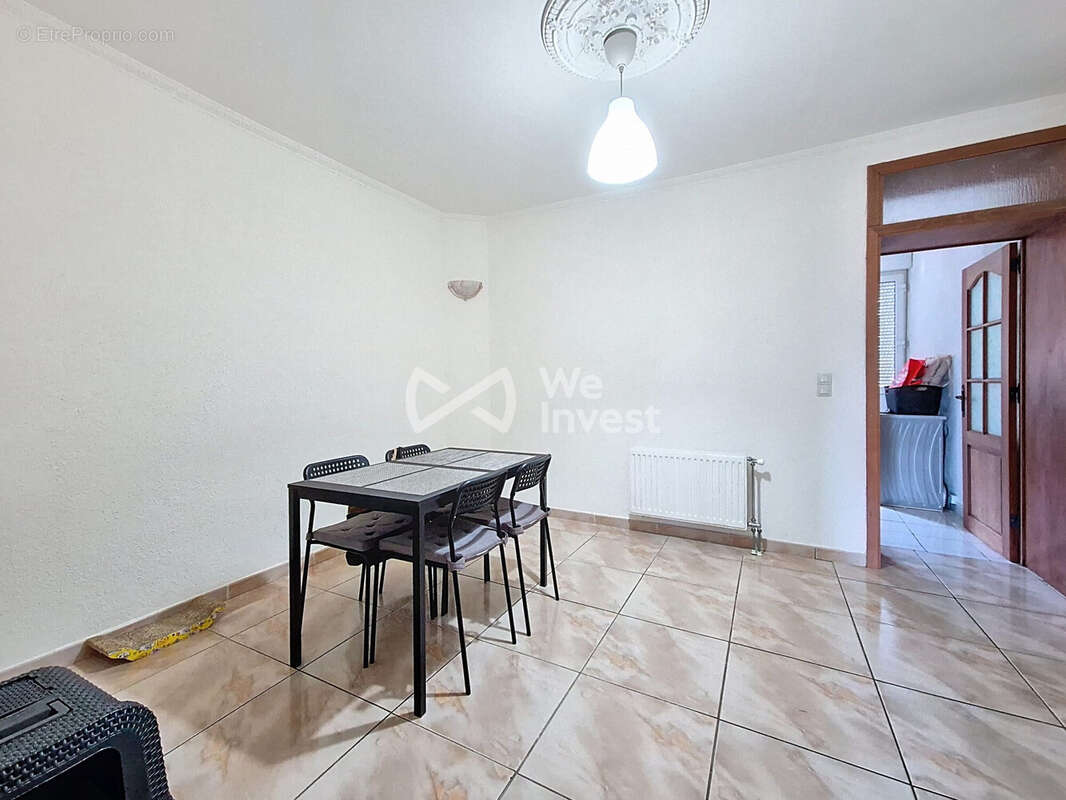 Maison 80 m² à Mont-Saint-Martin  - photo 4