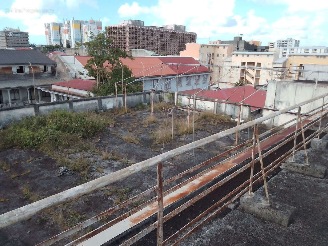 Appartement à POINTE-A-PITRE