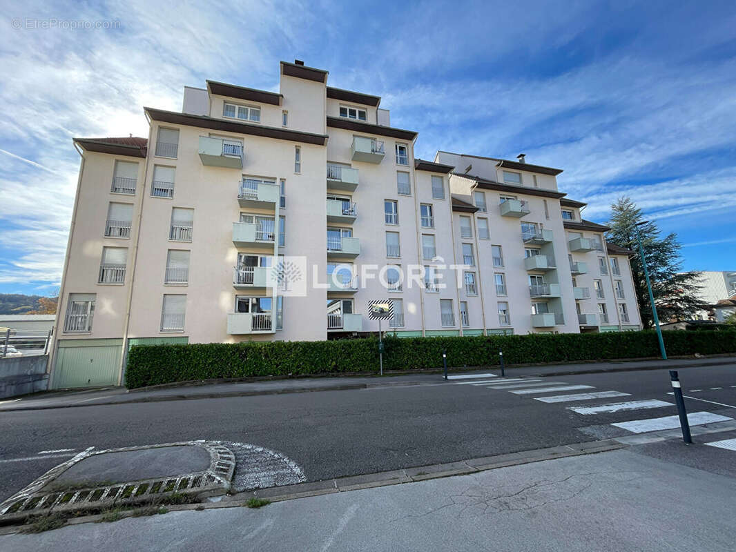 Appartement à LONS-LE-SAUNIER