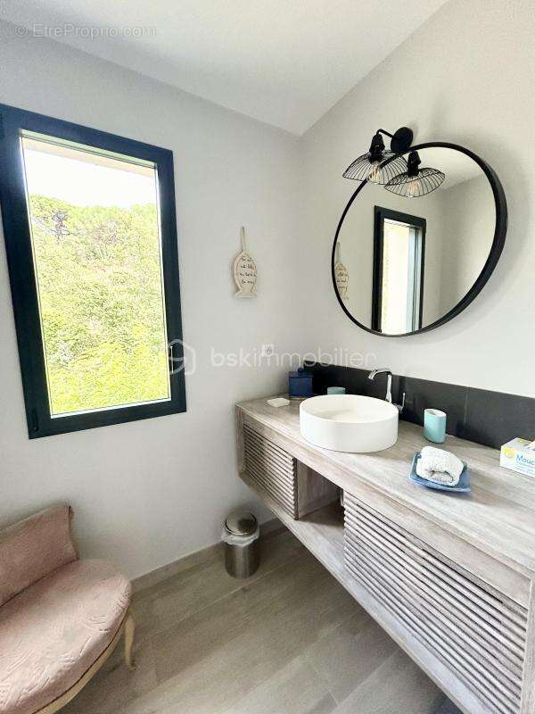Grimaud, Villa d'Architecte en pleine nature, 200m2, 5 chambres - photo 10