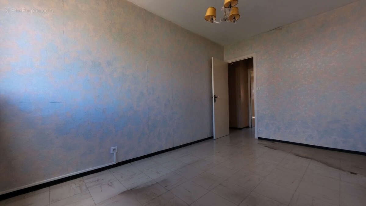 Appartement de 76 m2 avec garage   Valence - photo 18