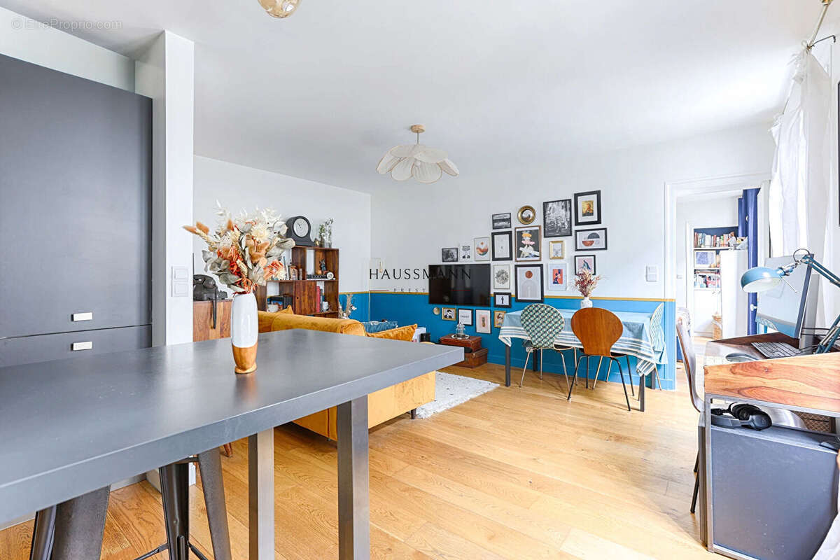 Appartement à PARIS-9E