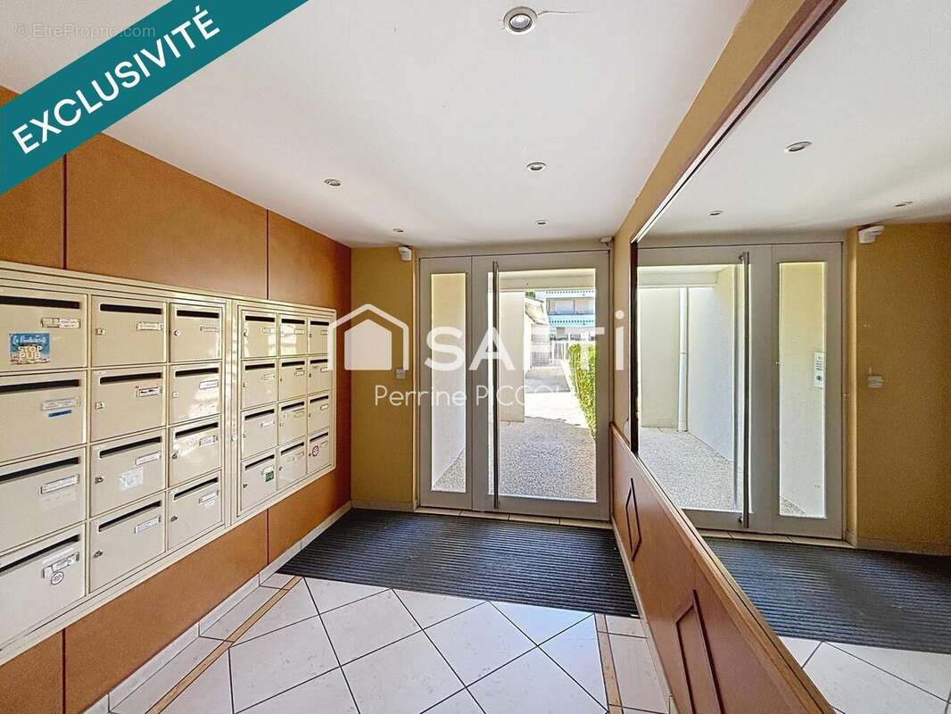 Photo 8 - Appartement à CARBON-BLANC