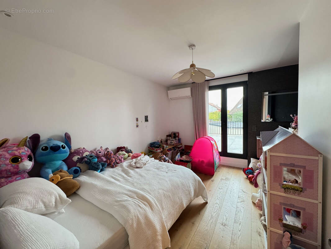 Maison à ORMESSON-SUR-MARNE