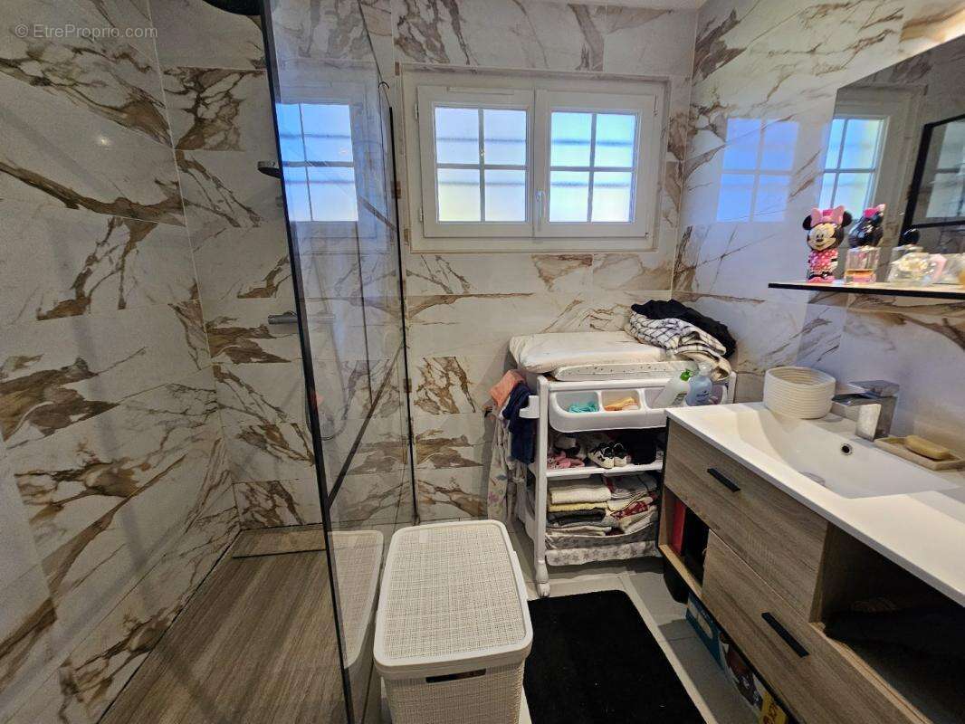 Maison à HONGUEMARE-GUENOUVILLE