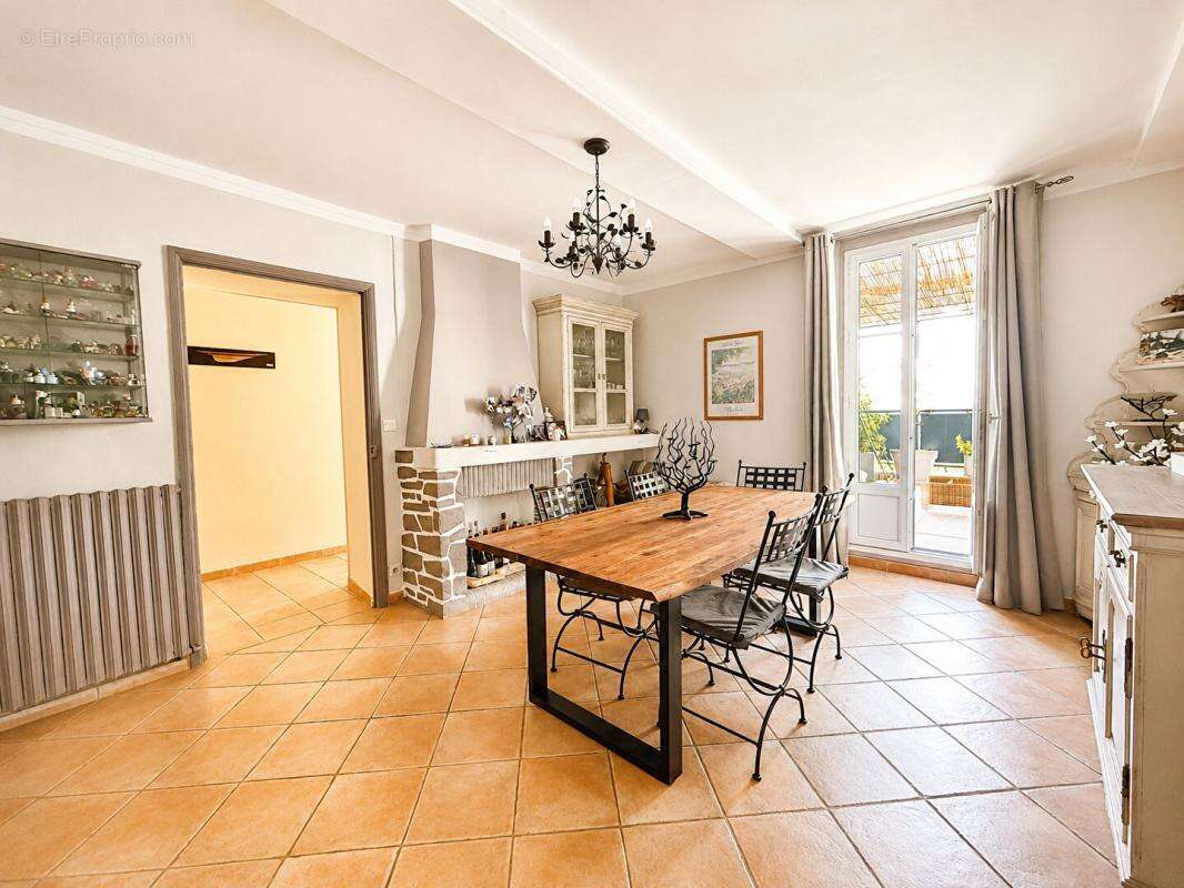 Appartement à HYERES