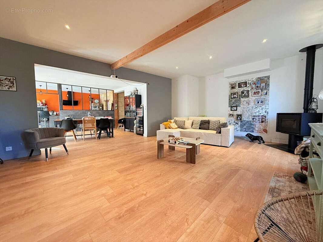 Maison à SAINT-EMILION