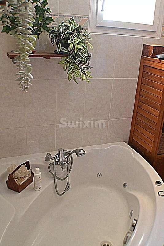 Maison à SAINT-LAURENT-D&#039;AIGOUZE