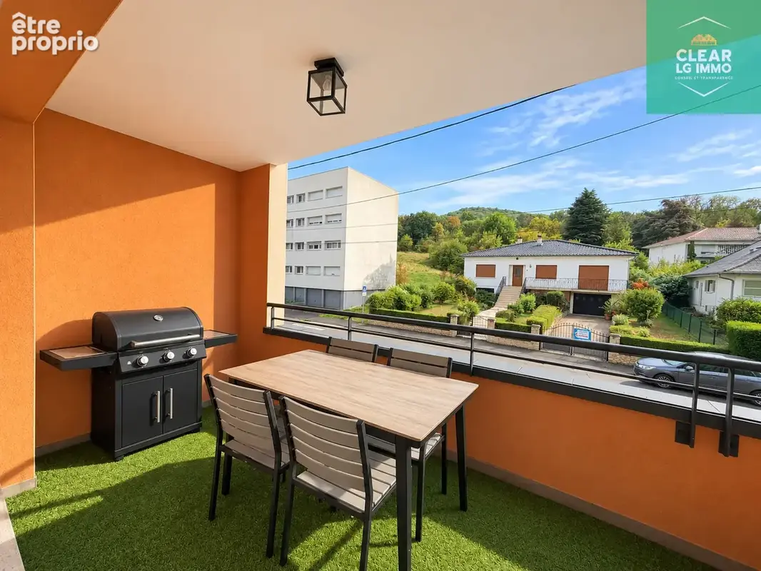 Appartement F2 récent avec terrasse et garage - photo 1