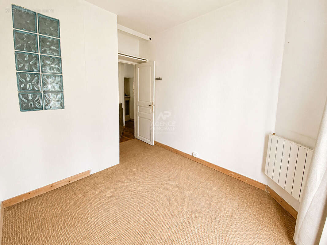 Appartement à CHAVILLE