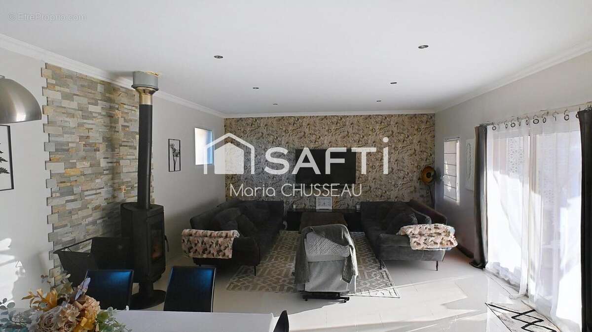 Maison 175 m² à Mezieres-Sur-Seine  - photo 2