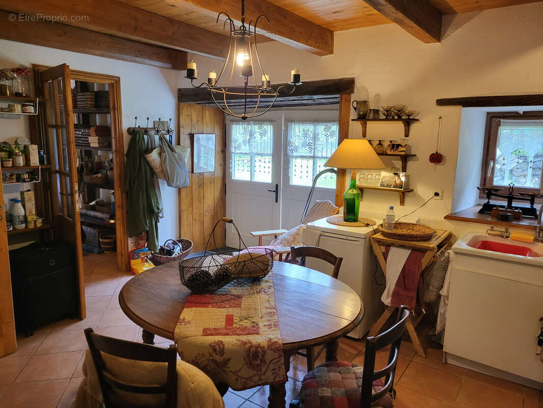 Maison à ALLANCHE