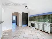 Appartement à FLASSANS-SUR-ISSOLE