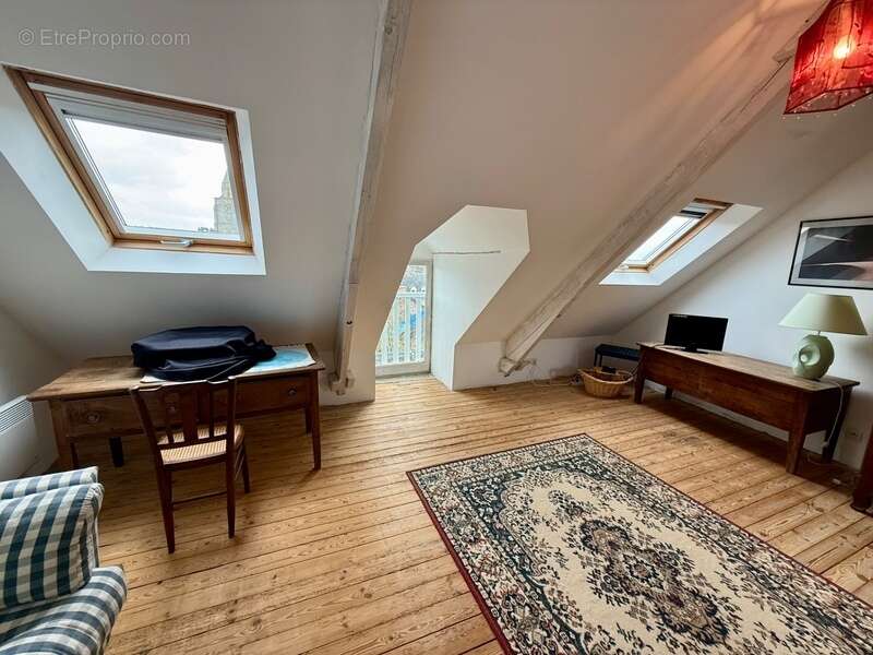 Maison à SAINT-SULIAC