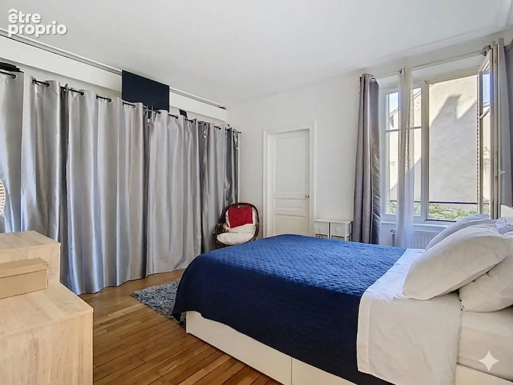Appartement de caractère rénové ,134 m², 3 chambres, 2 caves, 1 grenier, 1 jardin en rez-de- chaussée - photo 8