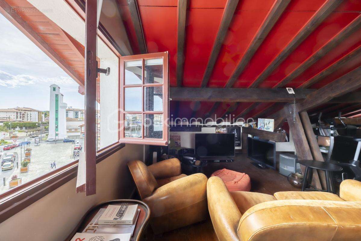 Appartement à CIBOURE