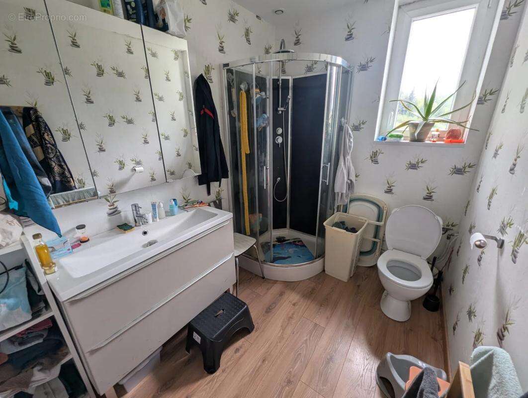 Maison de 8 pièces 6 chambres de 166 m² à Singles - photo 9