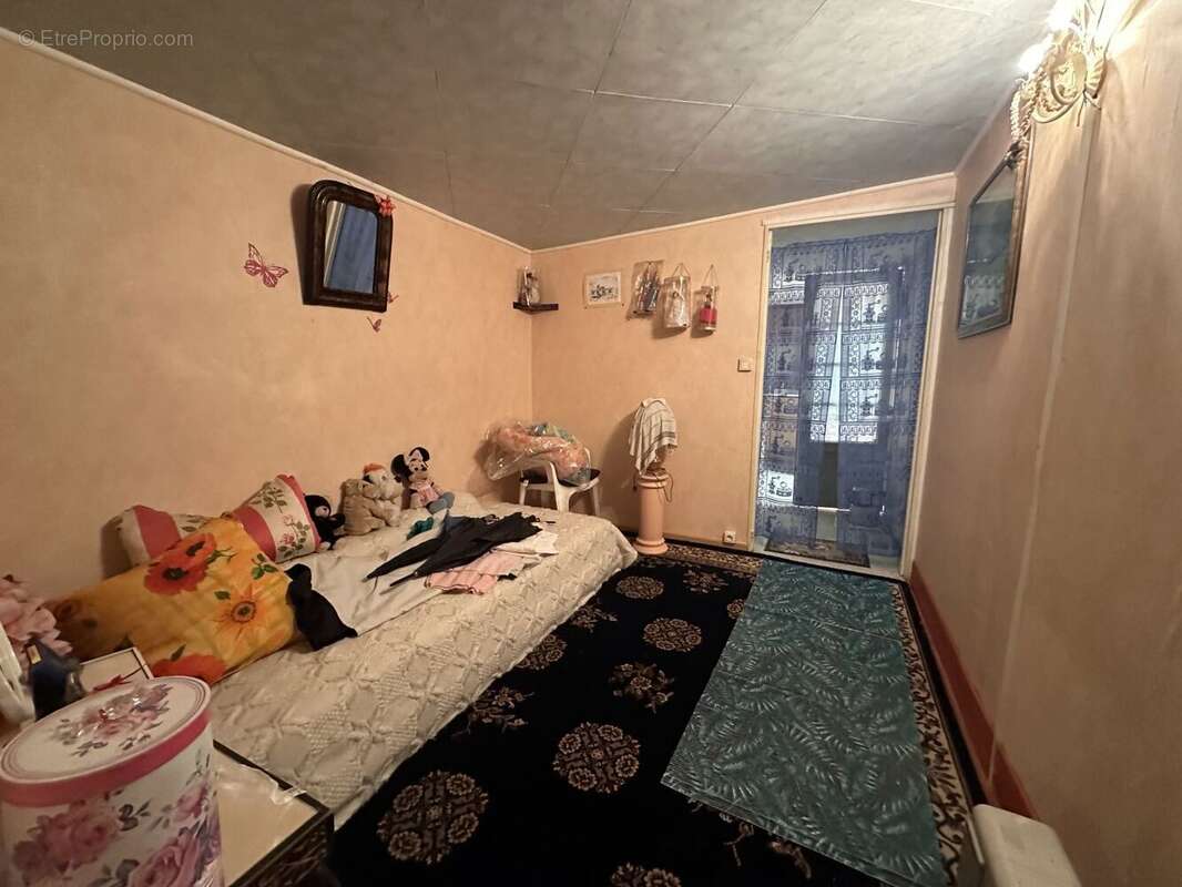 Terrain à BRUERE-ALLICHAMPS