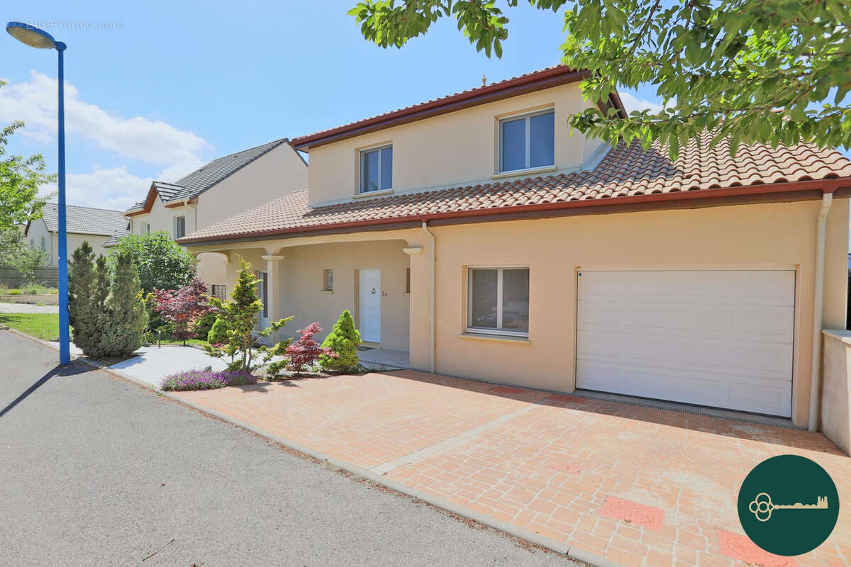 Maison à TOUL