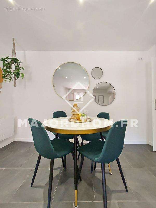 Appartement à MARSEILLE-6E