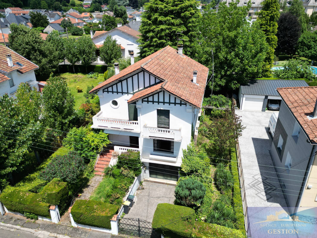 Maison à LOURDES