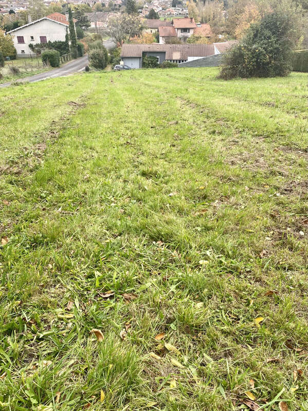 Terrain à COURPIERE