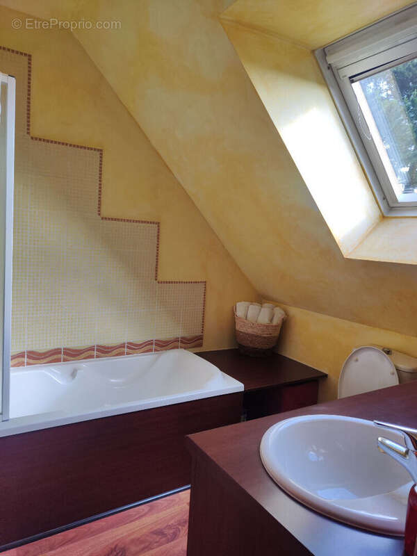 Maison à LANRODEC