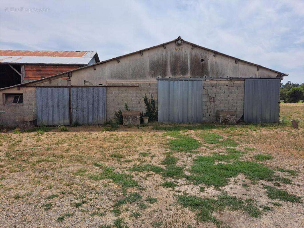 Maison 92 m² à Saint-Meen-Le-Grand  - photo 13