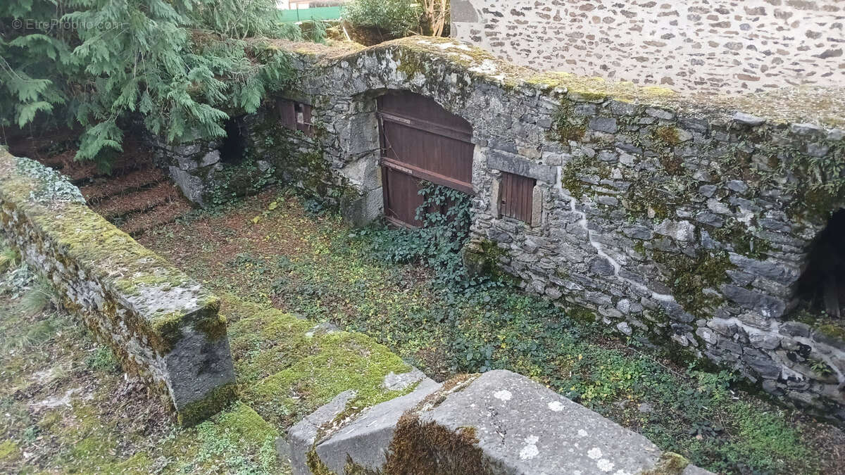 Maison à LE VIGEAN