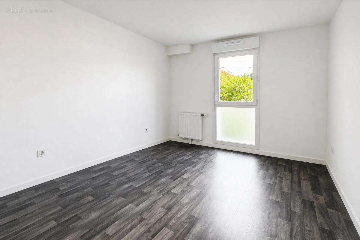 Appartement 2 pièces avec terrasse et parking - photo 2