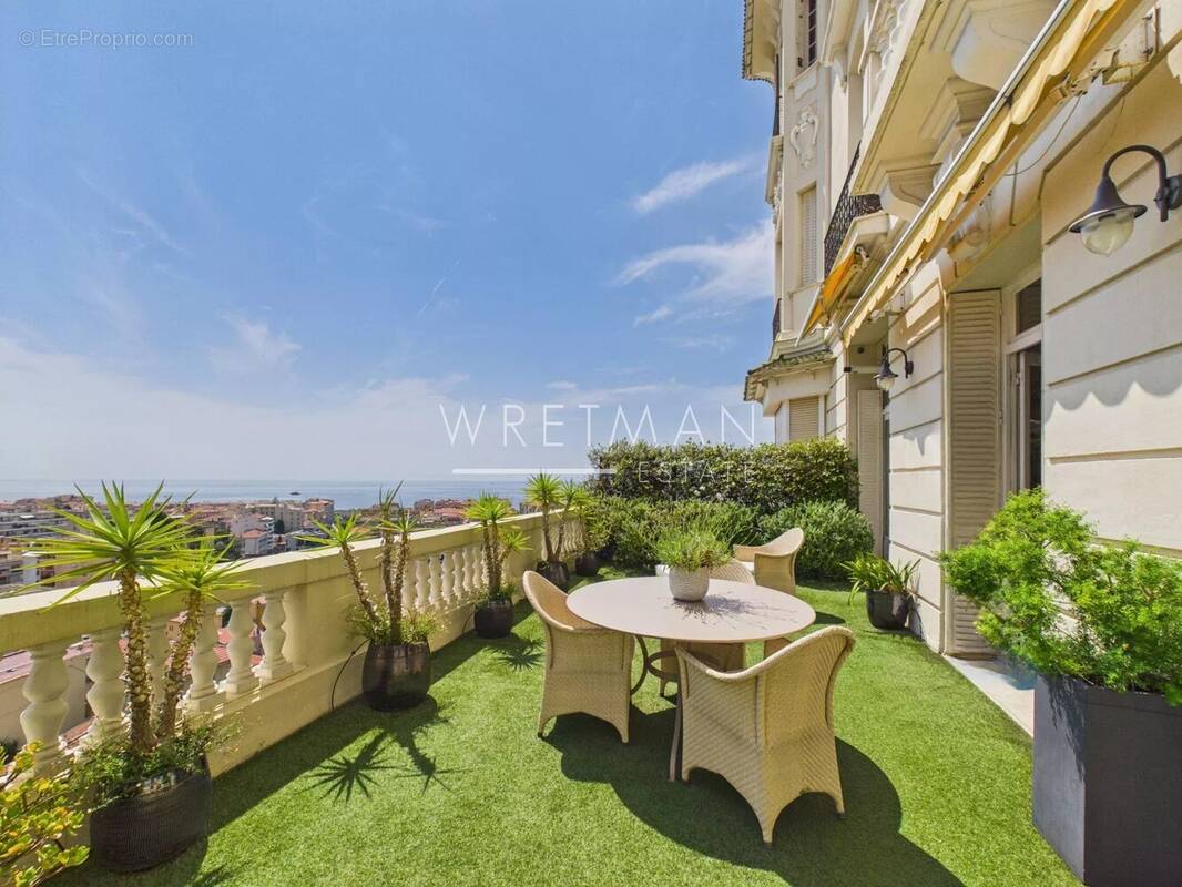 Appartement à MENTON
