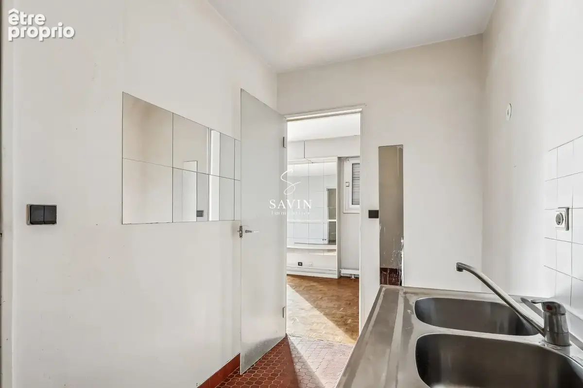 Appartement 62 m² à Paris-15e  - photo 5