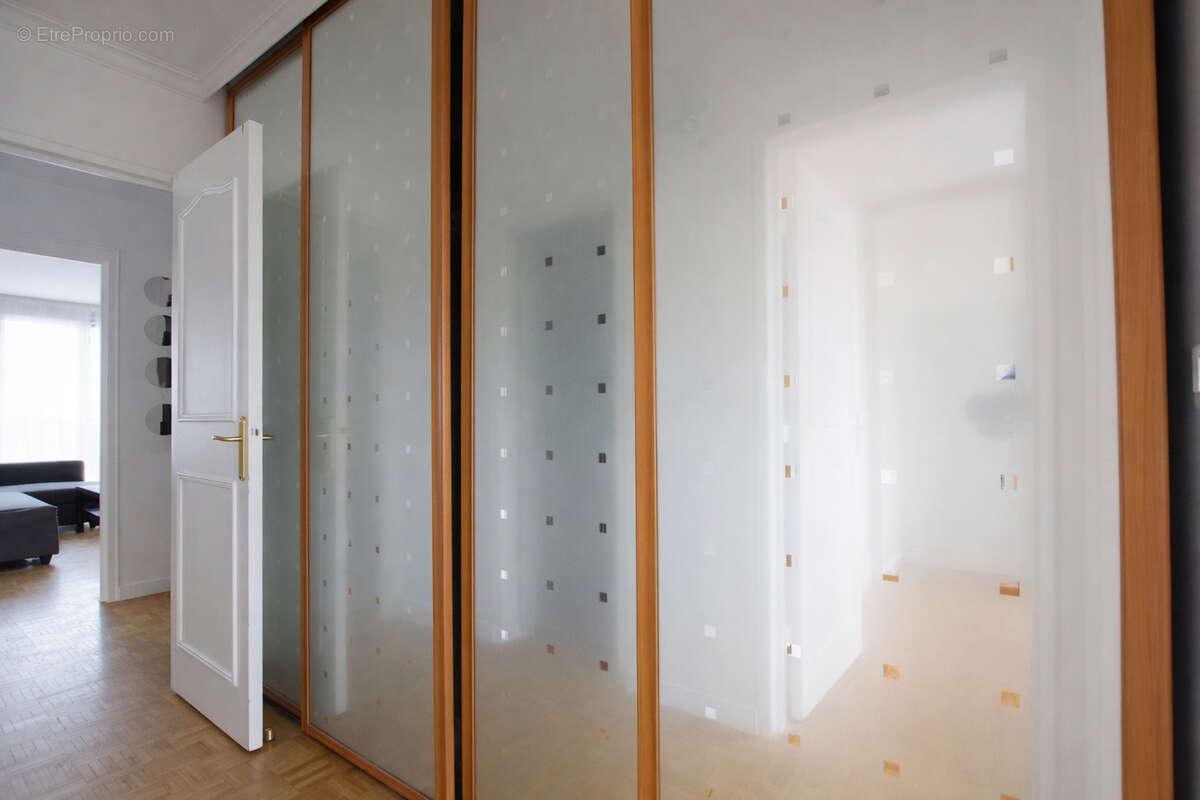 Appartement à MONTROUGE