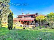 MAISON_calme_jardin_T3_Reignier_centre_lumineux_grande_luminosité_magnifique_très_belle_prestations__proche_frontière_suisse_genève_ceva_volumes_séjour_exterieur_ - Maison à REIGNIER