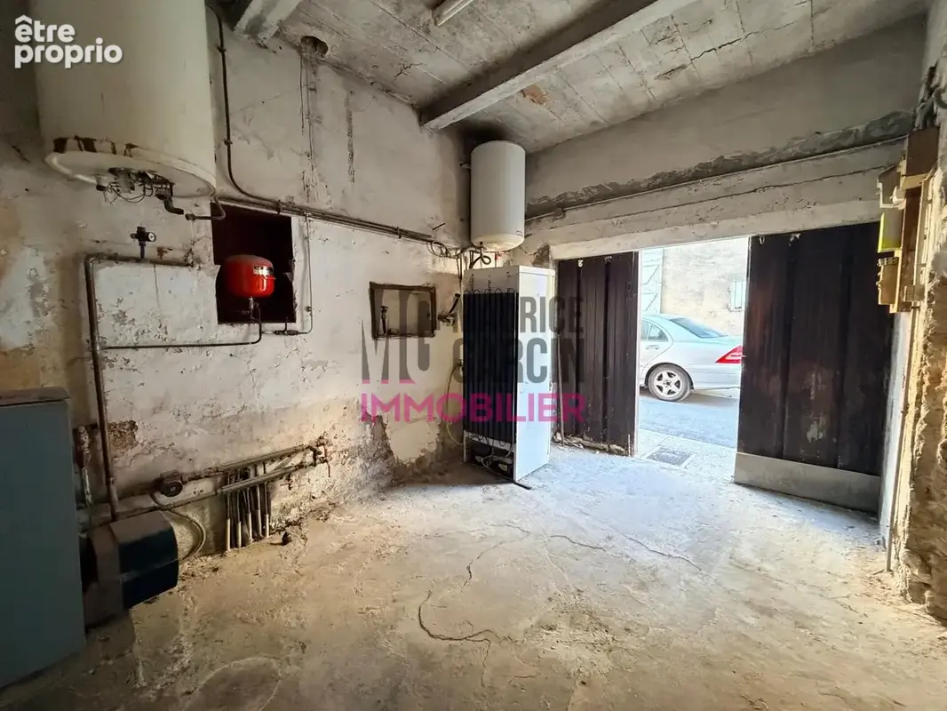 A vendre, à acheter, maison 4 pièces 13350 CHARLEVAL