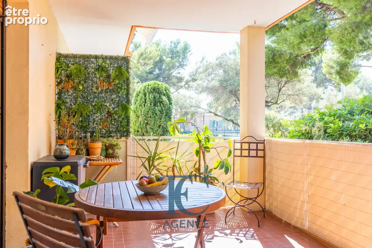 Appartement à SANARY-SUR-MER