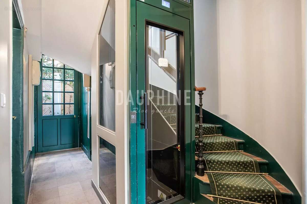 Appartement à PARIS-7E