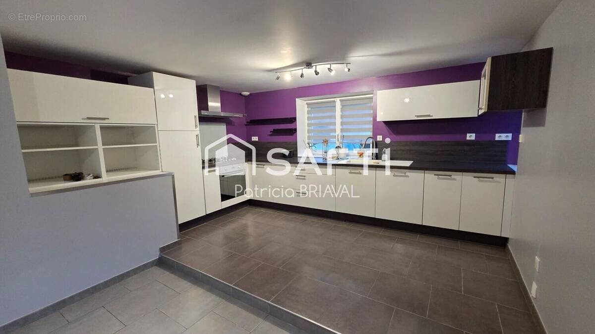 Photo 1 - Maison à SERVINS