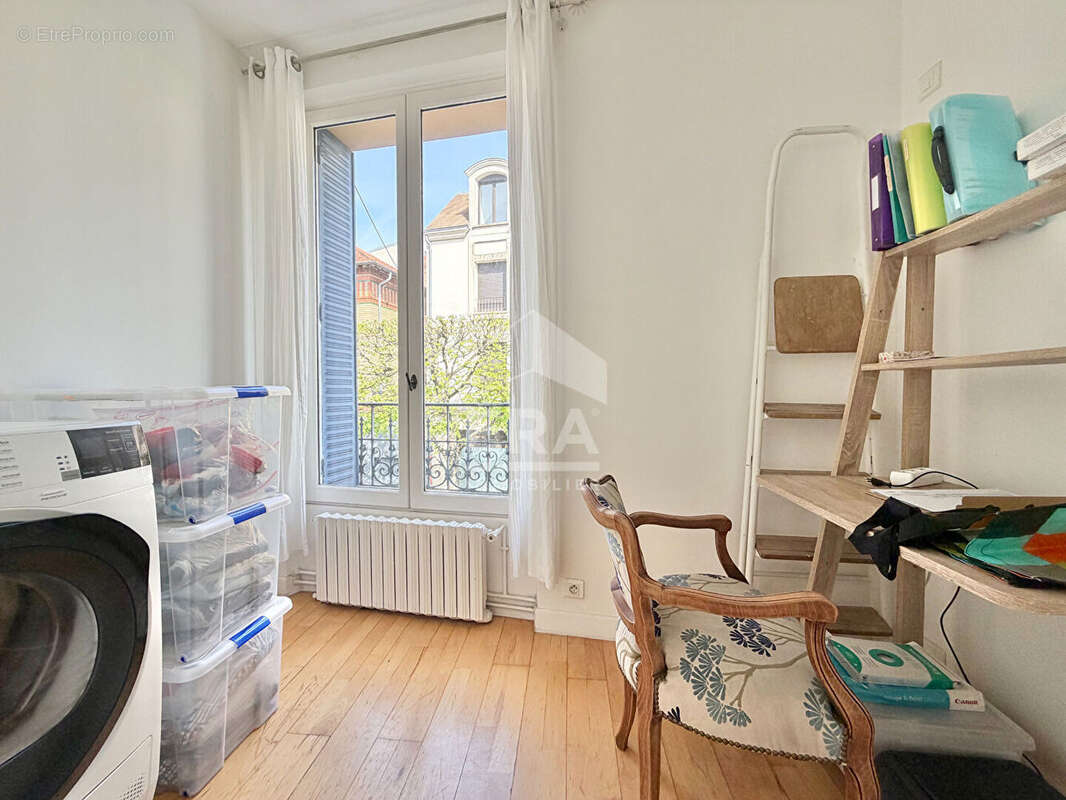 Appartement à HOUILLES