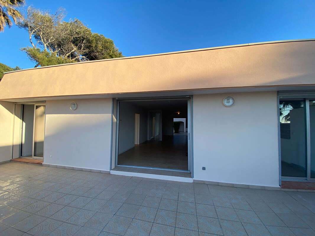 Maison à SANARY-SUR-MER