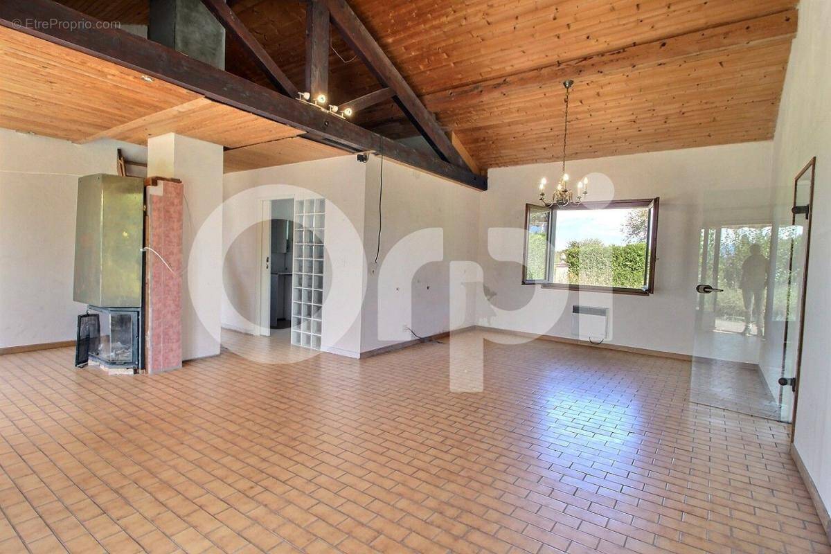 Maison À Vendre - photo 1