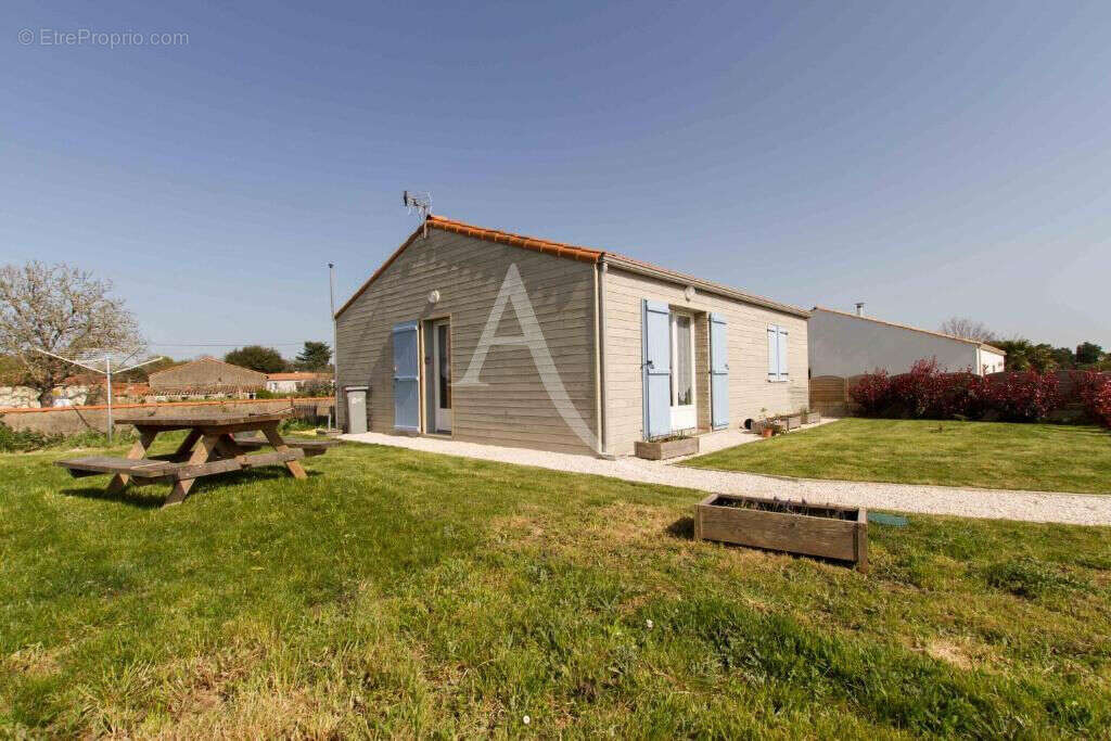 Maison Saint Hilaire La Foret 3 pièce(s) 60 m2 - photo 2