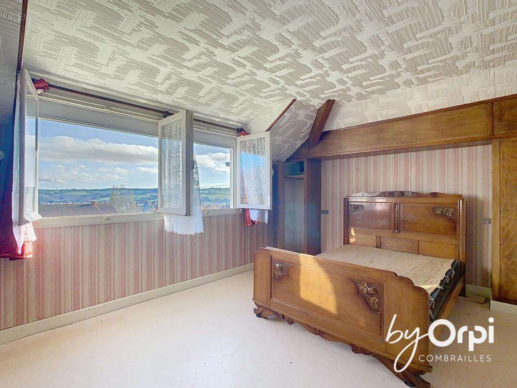 Maison à SAINT-ELOY-LES-MINES