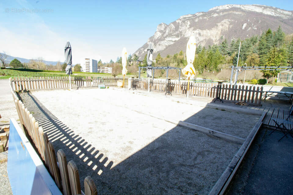 Commerce à MONTMELIAN