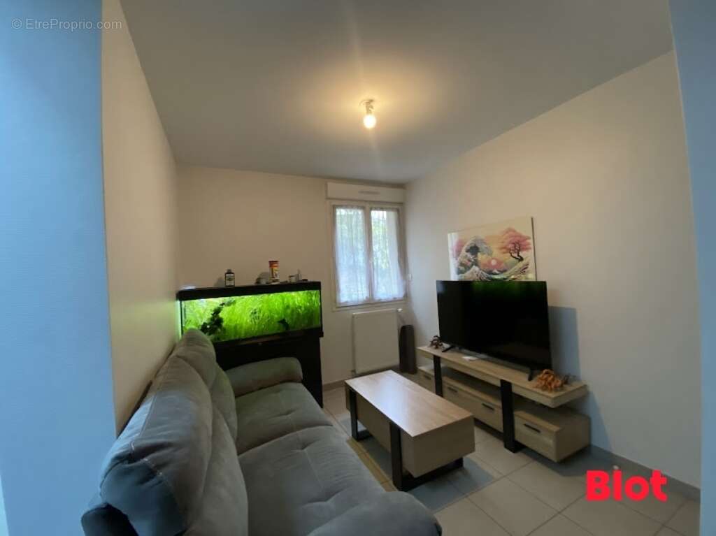 Appartement à JANZE
