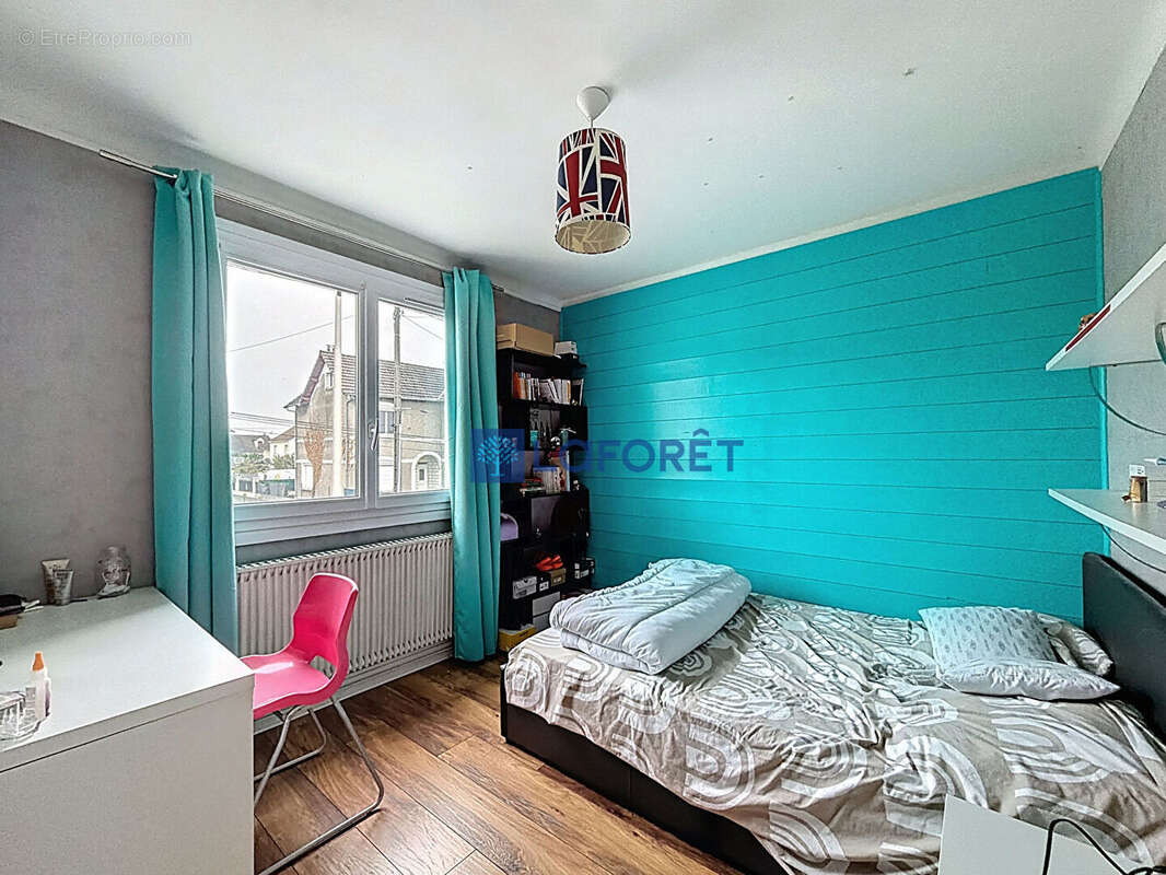 Maison à SAVIGNY-SUR-ORGE