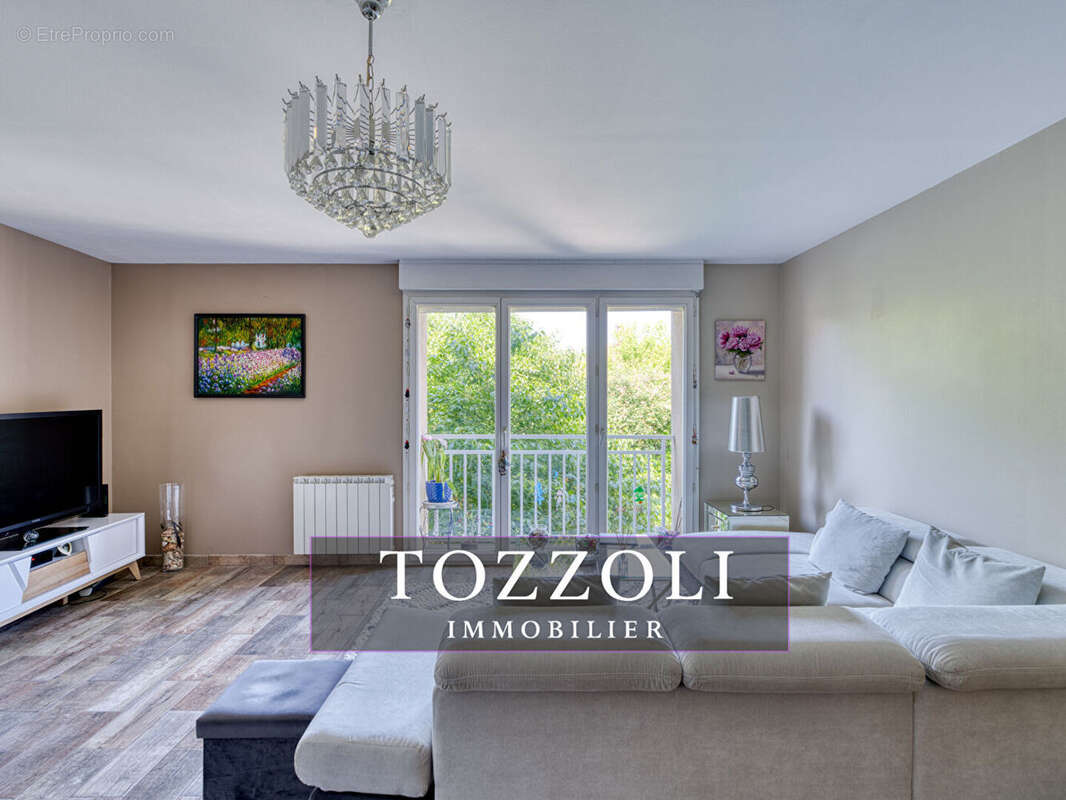 Appartement à SAINT-QUENTIN-FALLAVIER