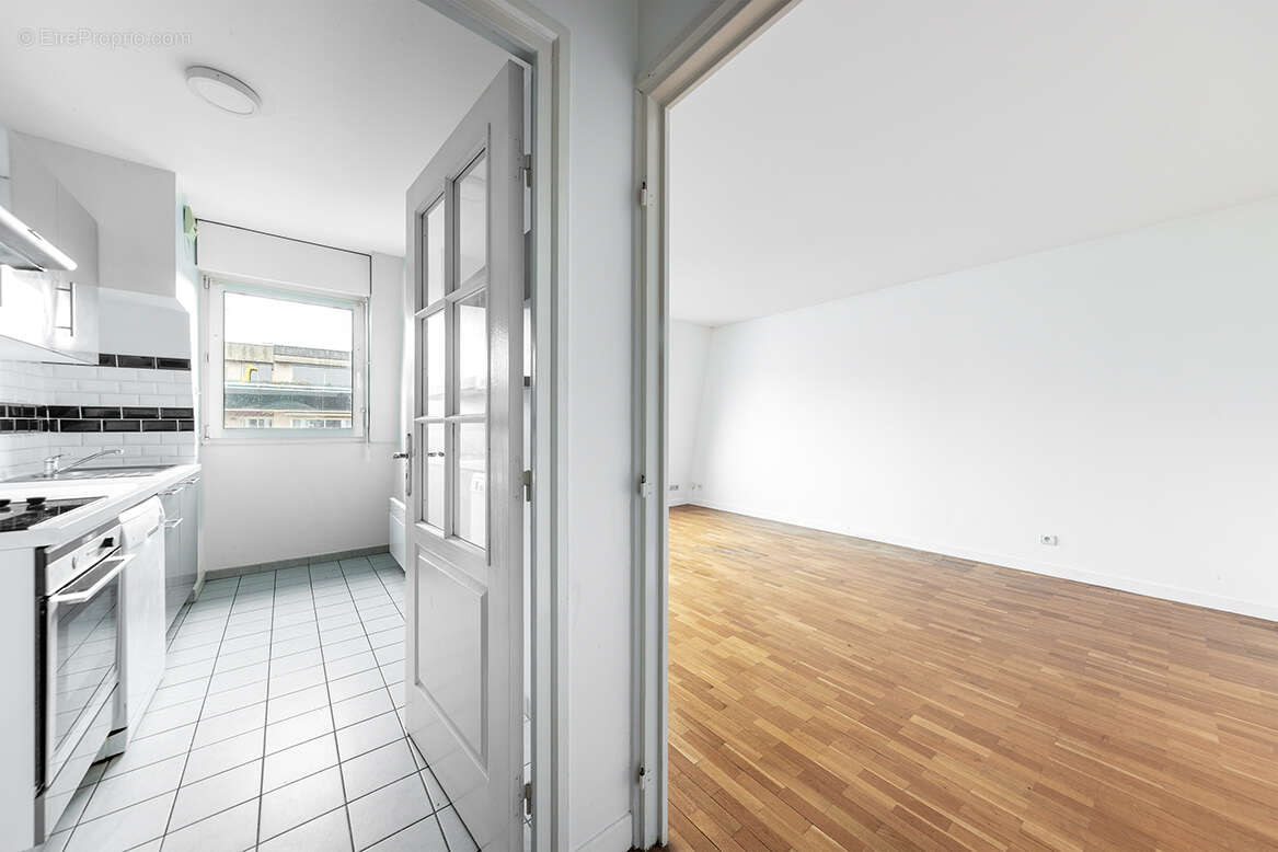Appartement à LEVALLOIS-PERRET