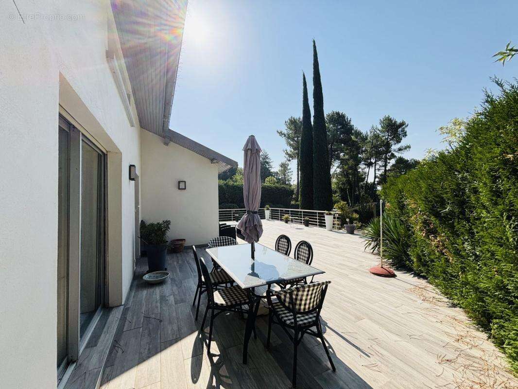 Villa sur les hauteurs de PEYRINS - photo 7